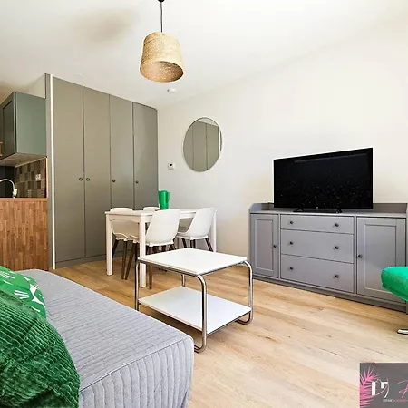 Apartman Studio En Rez-De-Chaussee 4 Couchages Avec Parking Proche Plage - Fr-1-825-31 *